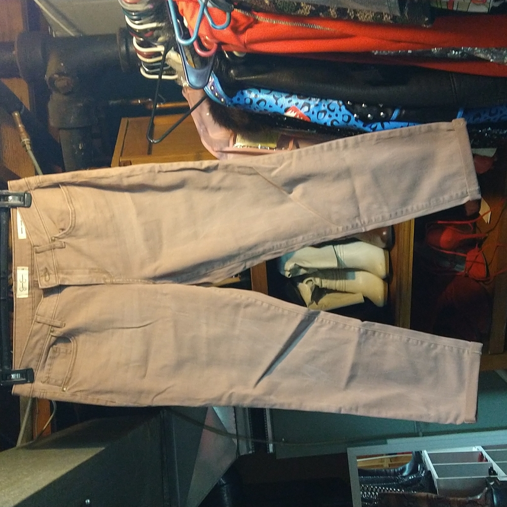 Jessica Simpson jeans size 30 Capri